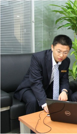 黄迪龙